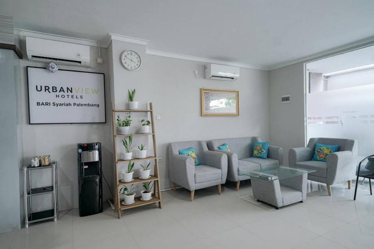 Urbanview Hotel Bari Syariah Palembang By Reddoorz Exterior photo